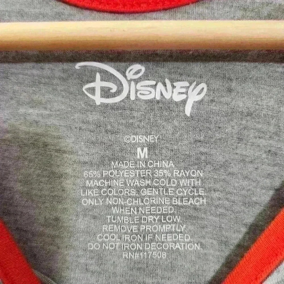 Disney Mickey and Minnie Mouse Baseball Tee, Size M - Picture 4 of 5
